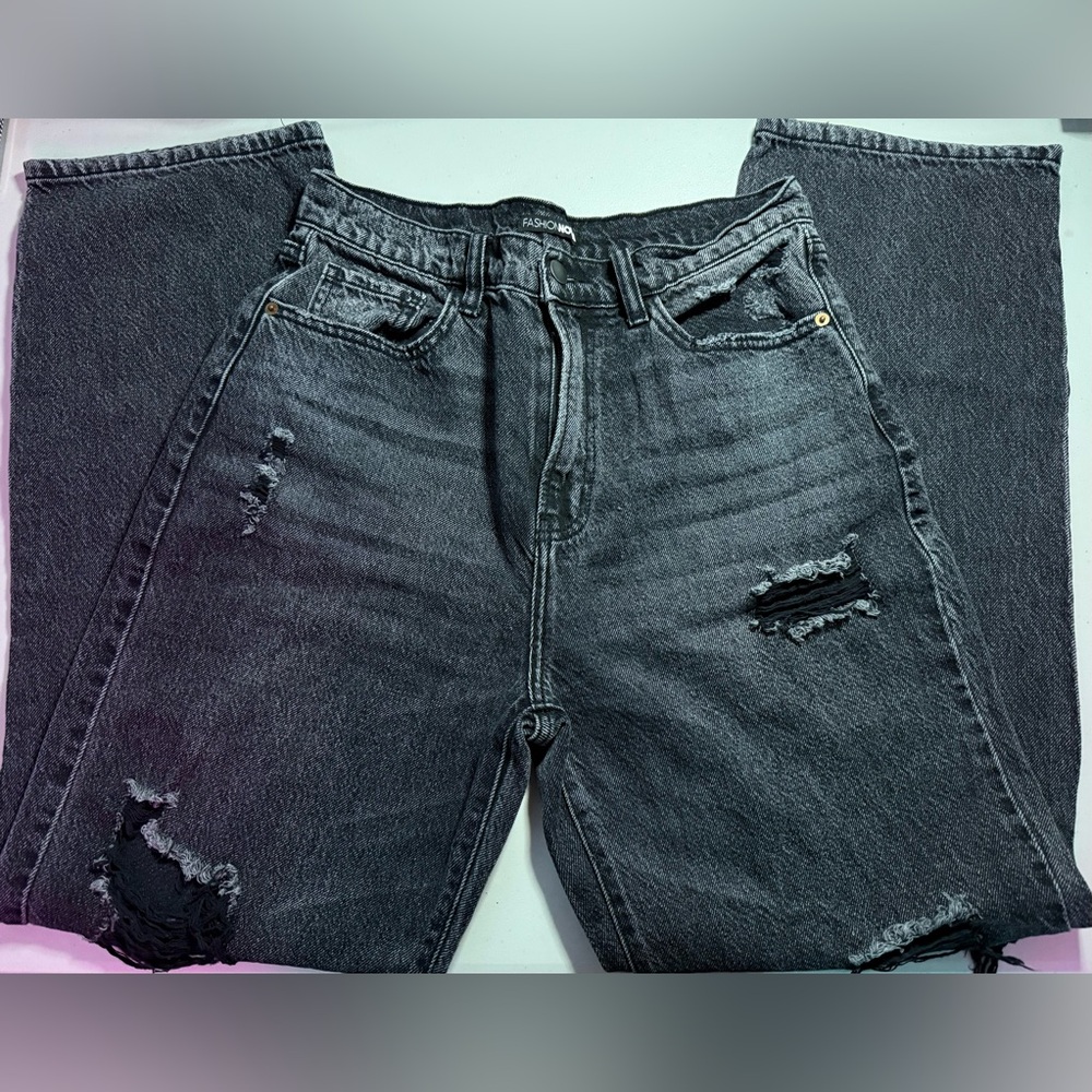 FashionNova Women’s Distressed Black Jeans